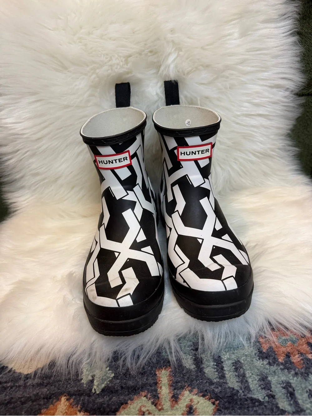Hunter Play H-Print White Black Short Rubber Boots Womens Size 8